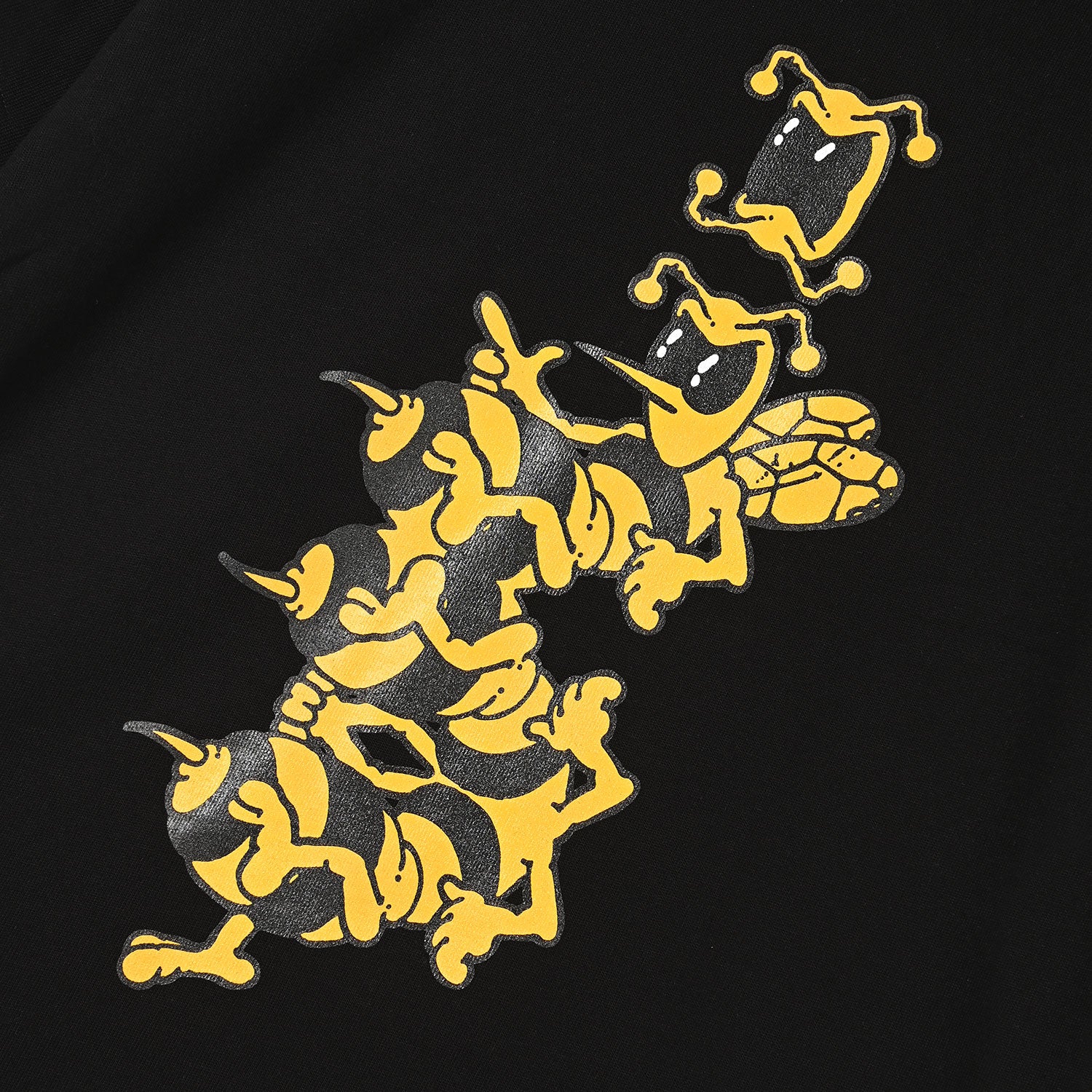 The Beez - Shortsleeve T-Shirt